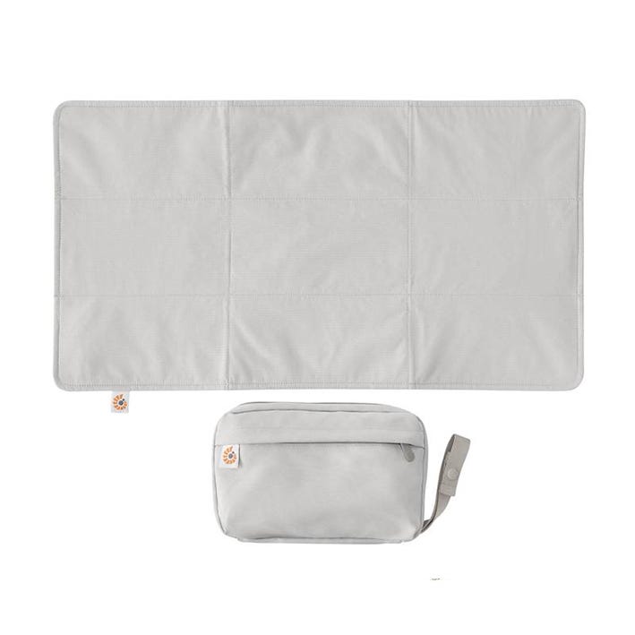 ergobaby-fasciatoio-portatile-2-in-1-con-custodia-cambia-pannolino-fuori-casa image 1