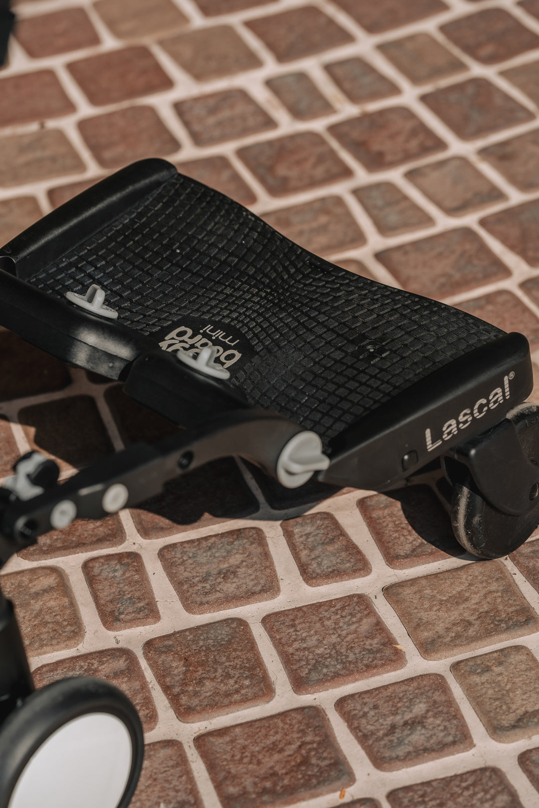 lascal-buggyboard-mini-3d-pedana-da-aggancio-per-passeggini-compatti image 5