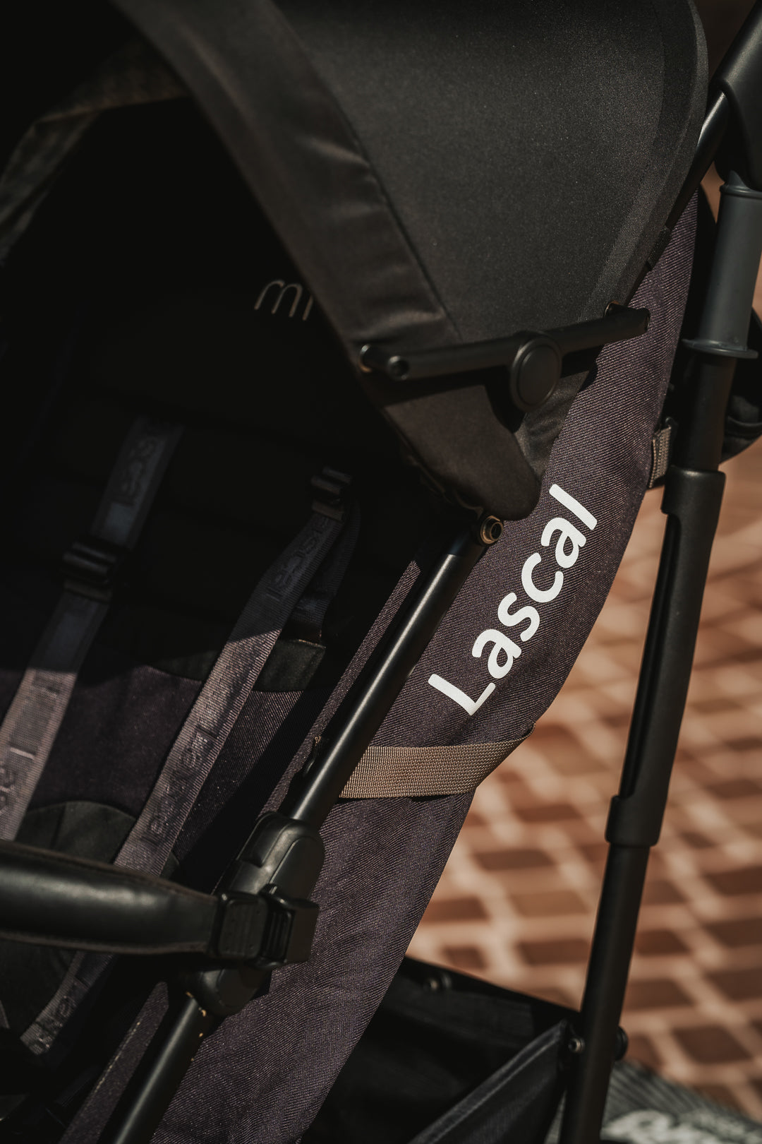 lascal-m1-buggy-passeggino-robusto-per-famiglie-attive-fino-a-22-kg-12-posizioni image 5