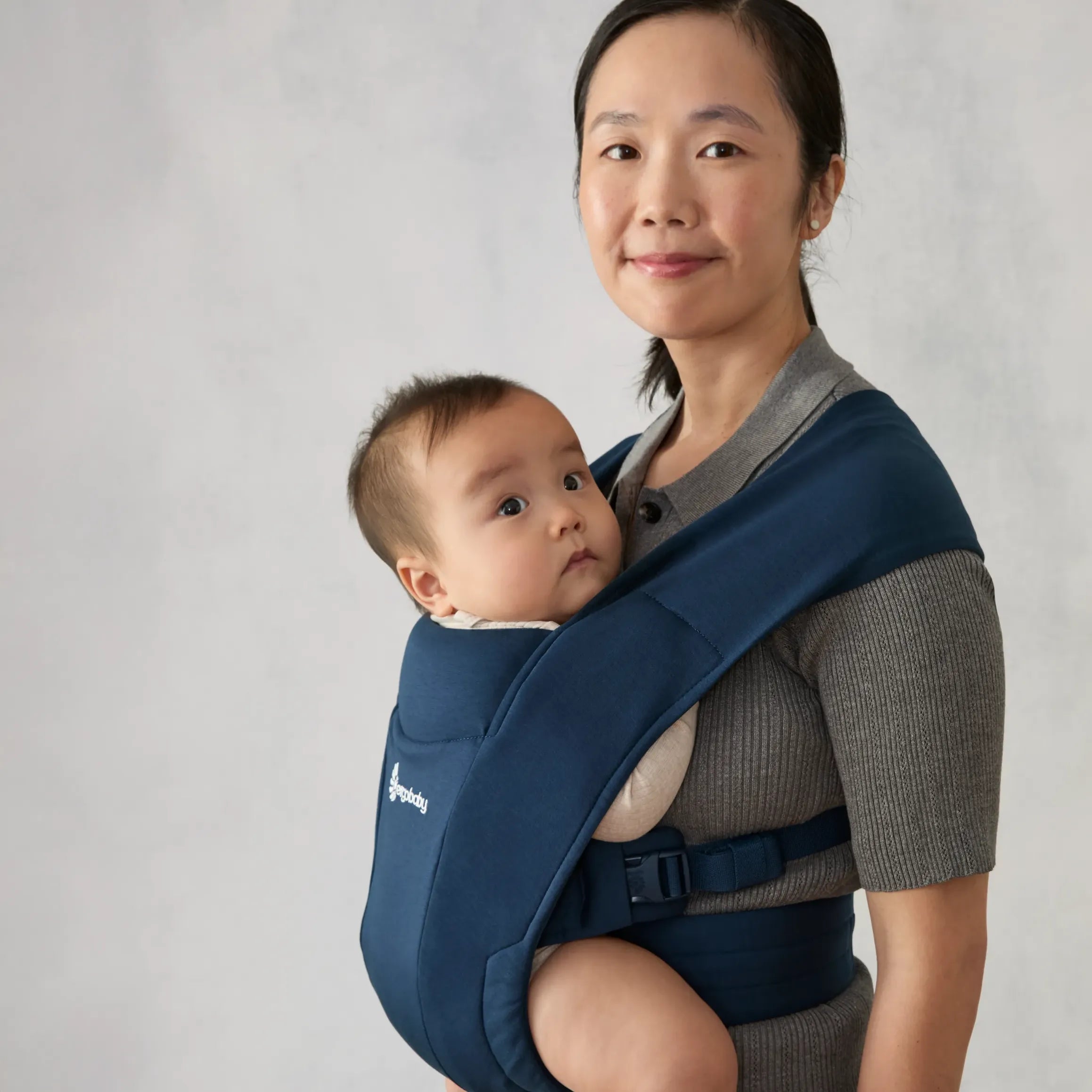 ergobaby-embrace-marsupio-morbido-per-neonati-dai-primi-12-mesi-senza-inserto image 4