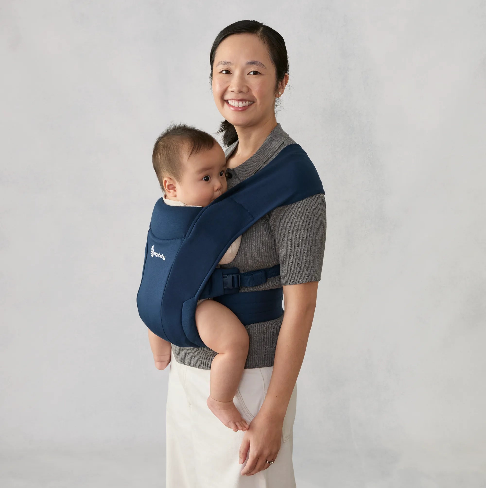 ergobaby-embrace-marsupio-morbido-per-neonati-dai-primi-12-mesi-senza-inserto image 2
