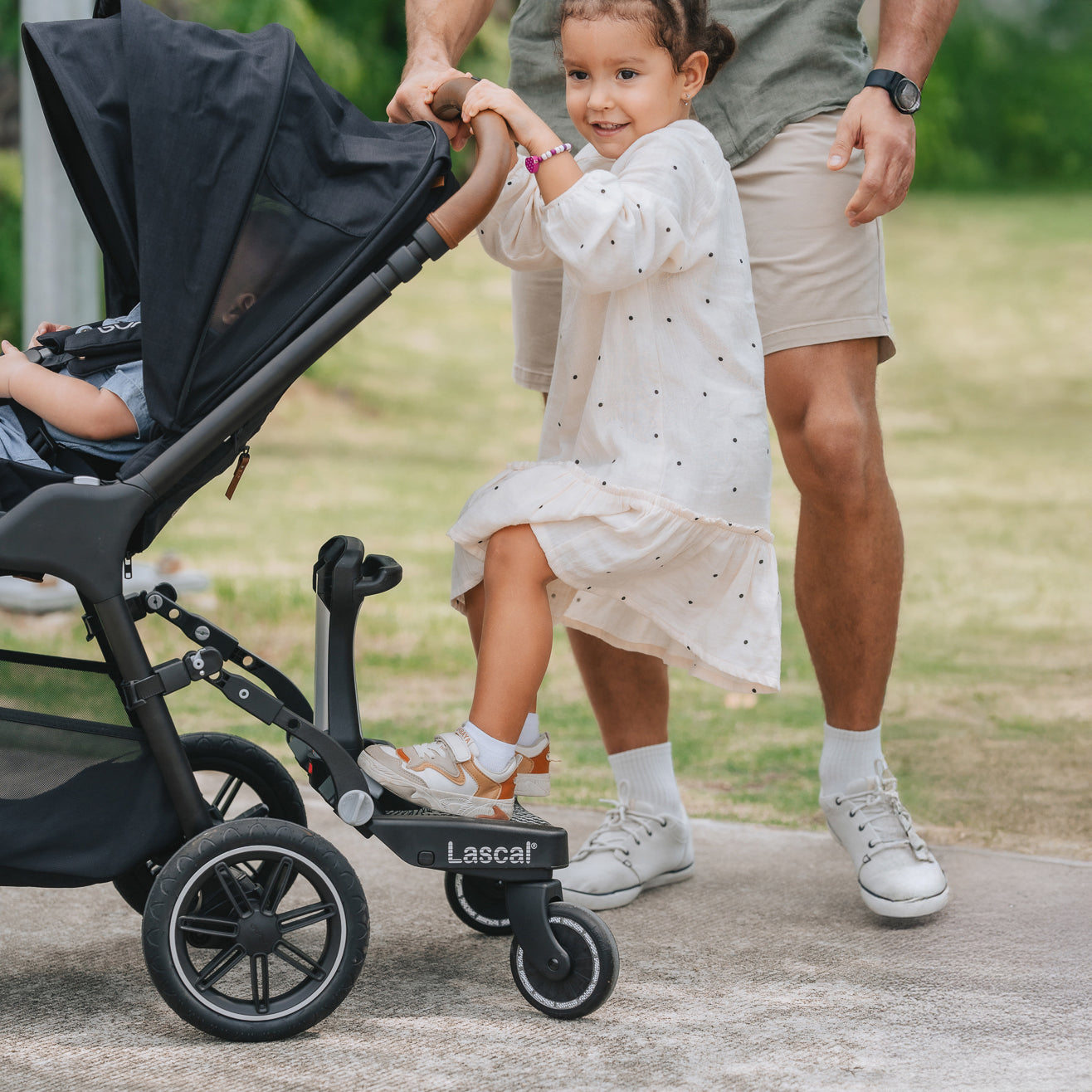 lascal-buggyboard-maxi-pedana-con-sella-richiudibile-per-passeggino-seduta-o-in- image 6